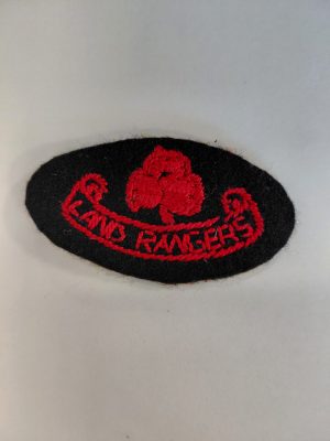 Land ranger hat badge c1960