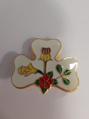 Guide friendship badge - metal